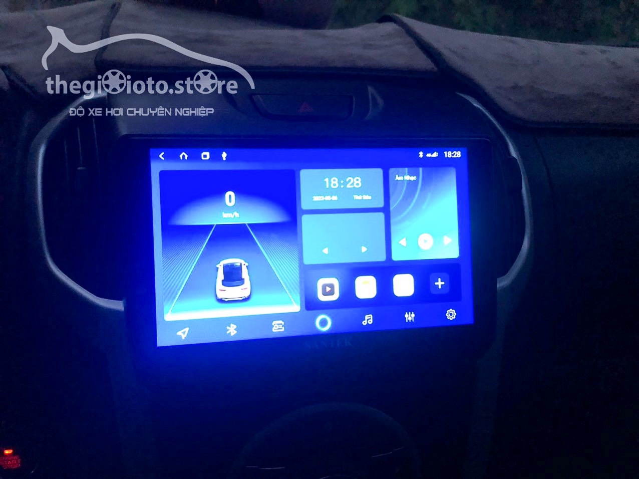 Độ màn android cho xe Isuzu Mu-X 