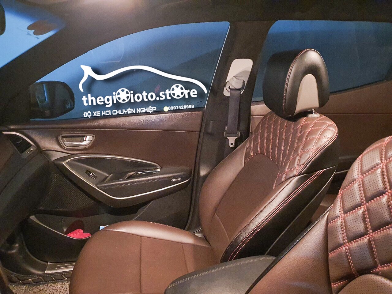 Đổi màu nội thất cho xe Hyundai Santafe