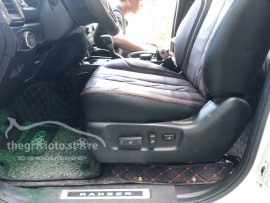 Độ ghế điện Mec cho xe Ford Raptor 
