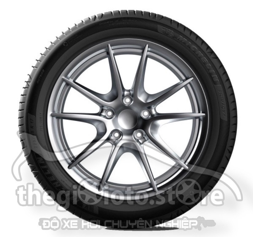 Lắp lốp Michelin 225/45R18 Primacy 4 ST cho xe ô tô 