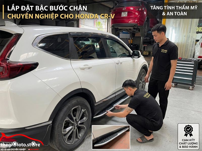 bac_buoc_chan_o_to_hop_kim_nhom_chong_truot_cho_xe_suv