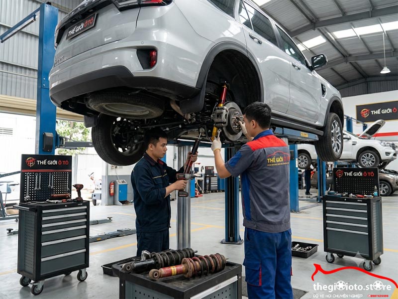 bao-duong-he-thong-gam-thay-phuoc-ford-everest