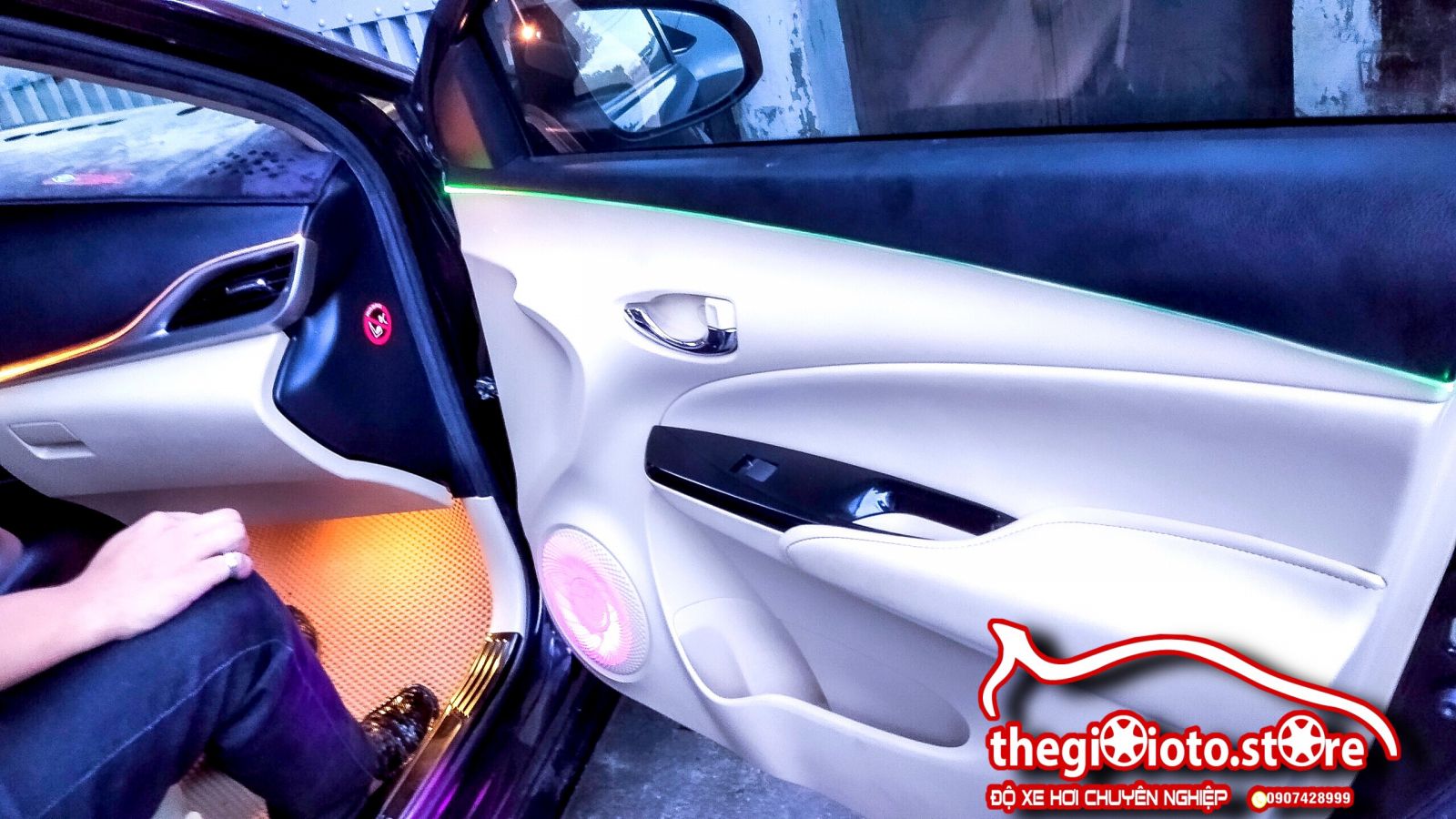 Độ đèn led nội thất cho xe Toyota Vios