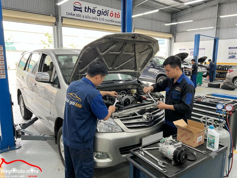 hoan-thanh-quy-trinh-thay-loc-dieu-hoa-toyota-innova-chuyen-nghiep